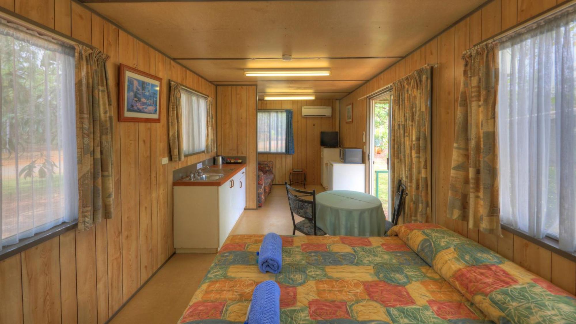 Batchelor Holiday Park Exterior foto