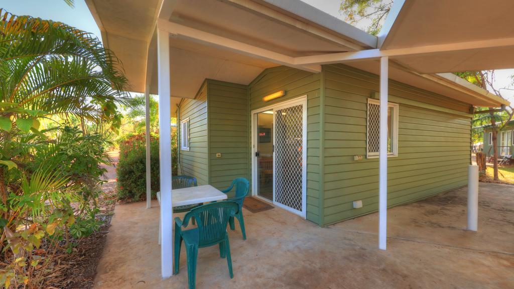 Batchelor Holiday Park Exterior foto